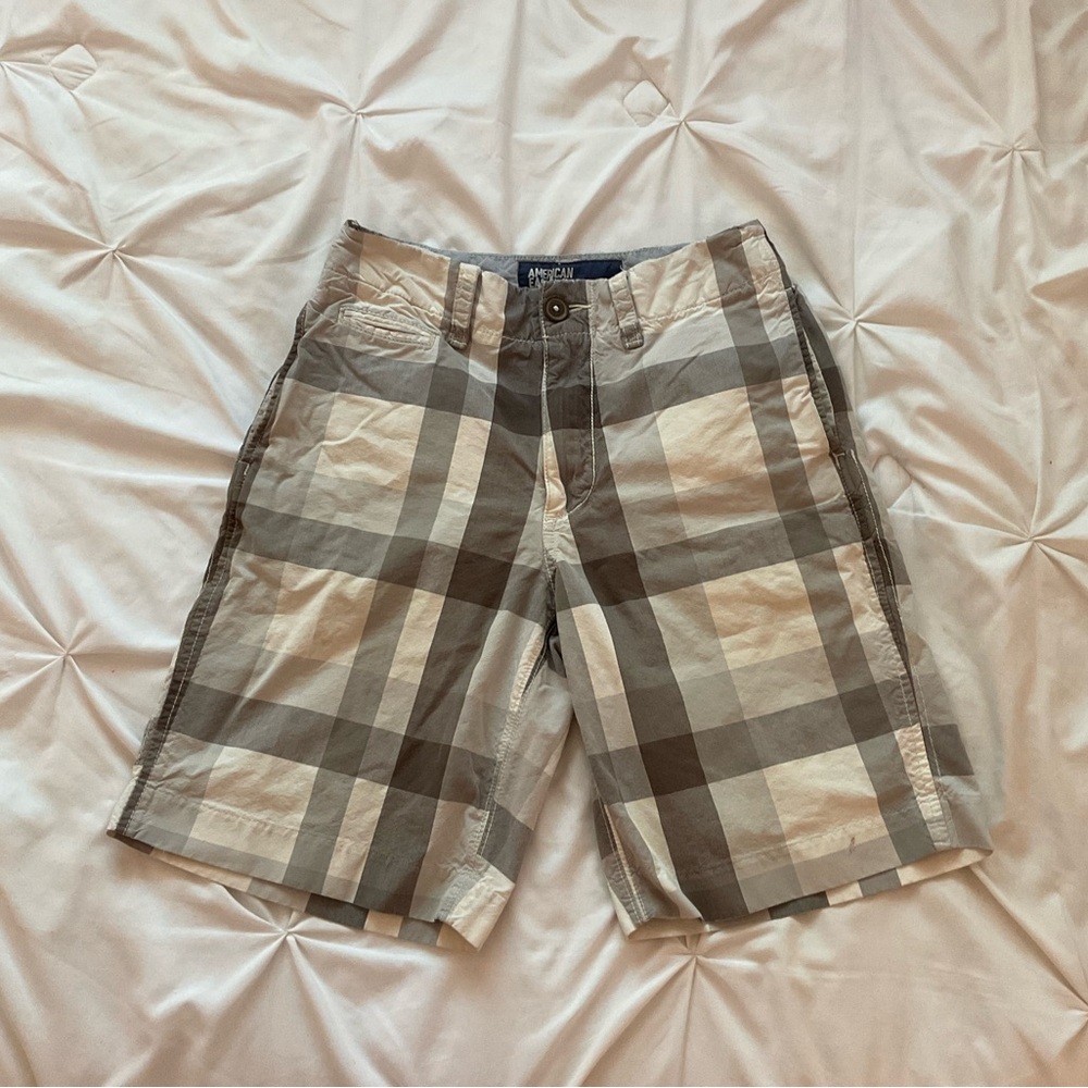 American eagle vintage grey and cream plaid summer golf shorts